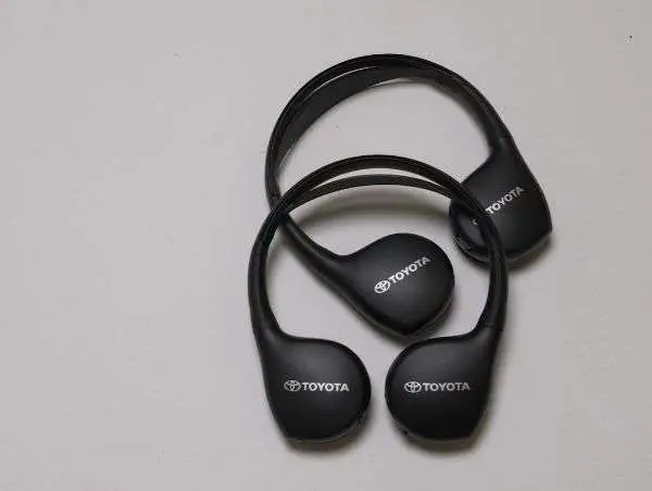 2021 sienna hybrid wireless headphones